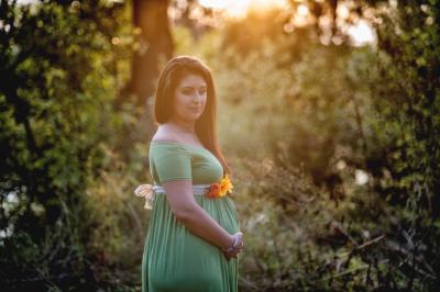 kreativ-kismama-fotozas_kismama-foto_fotenie-tehulky_kismama-vagyok_kismamafotozas_pregnacy_maternity-photo_fotenie-tehuliek_juraj-zsok_012.jpg