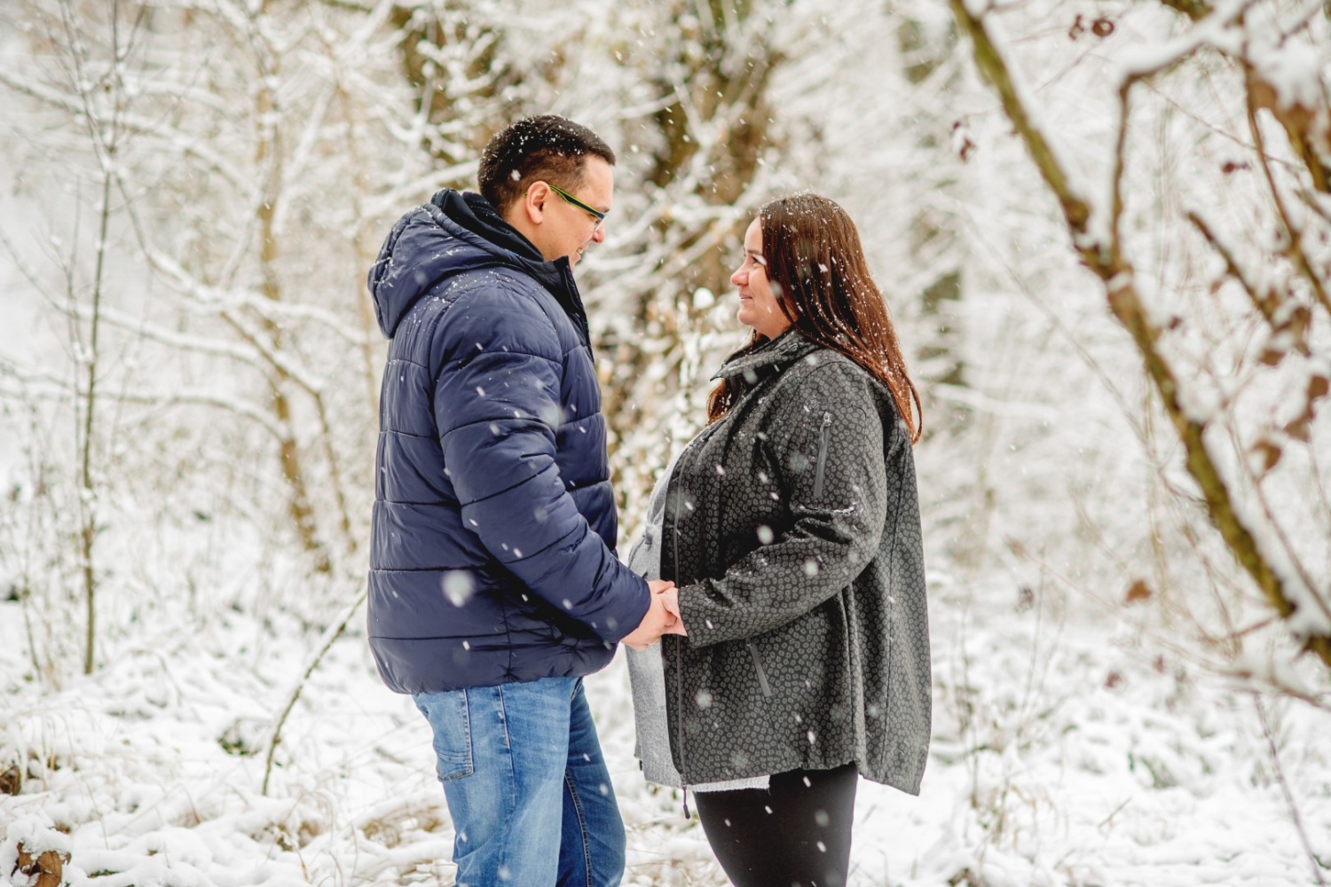 http://www.fotoz.sk/images/gallery-47/normal/teli-kismama-fotozas_kismama-fotok_winter-pregnacy-photo_fotenie-tehuliek_winter-maternity-foto_teli-kismama_tehulka_tehulka-foto_zimne-fotenie_kreativ-kismama-fotozas_043.jpg