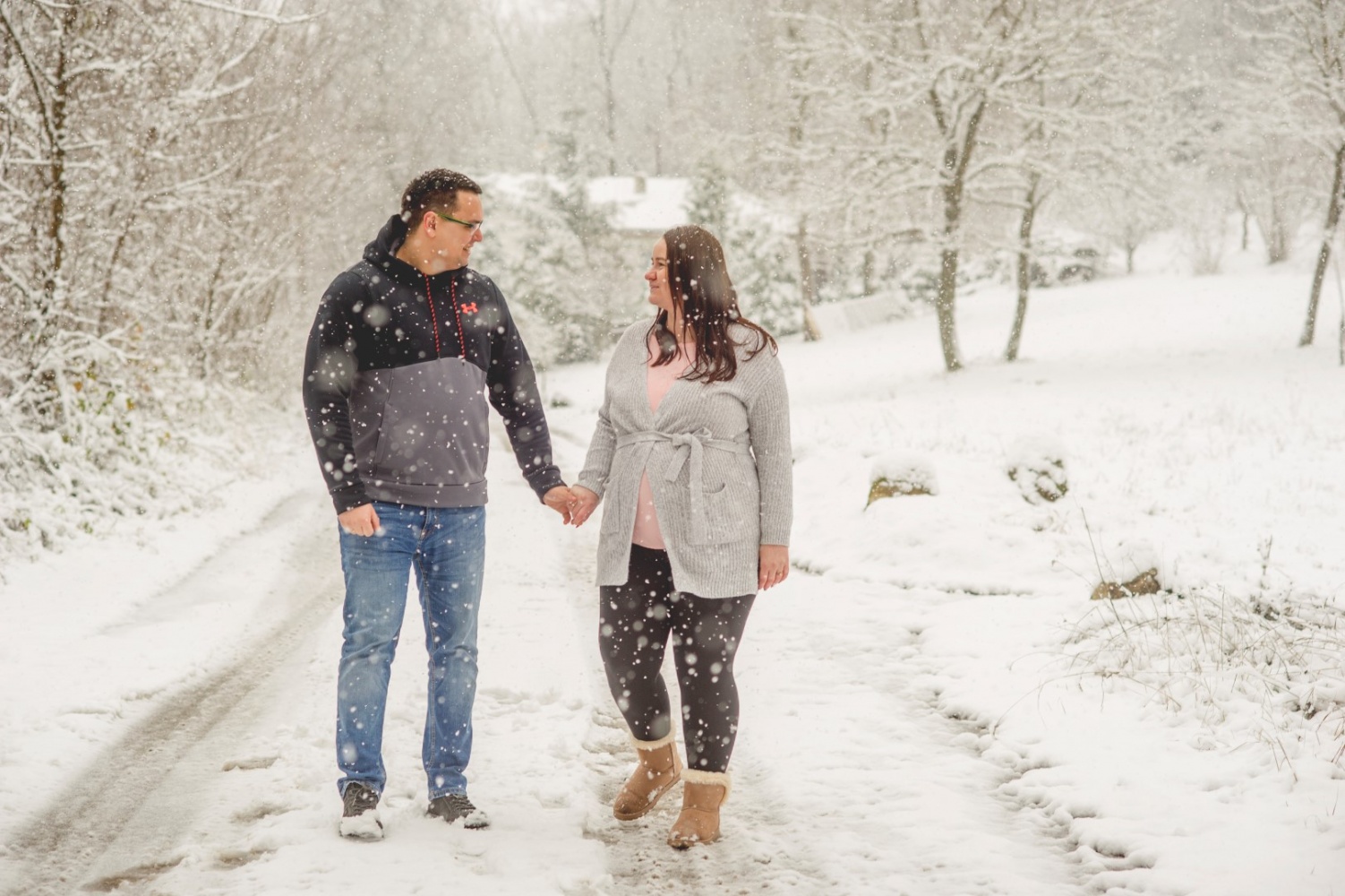 http://www.fotoz.sk/images/gallery-47/normal/teli-kismama-fotozas_kismama-fotok_winter-pregnacy-photo_fotenie-tehuliek_winter-maternity-foto_teli-kismama_tehulka_tehulka-foto_zimne-fotenie_kreativ-kismama-fotozas_047.jpg