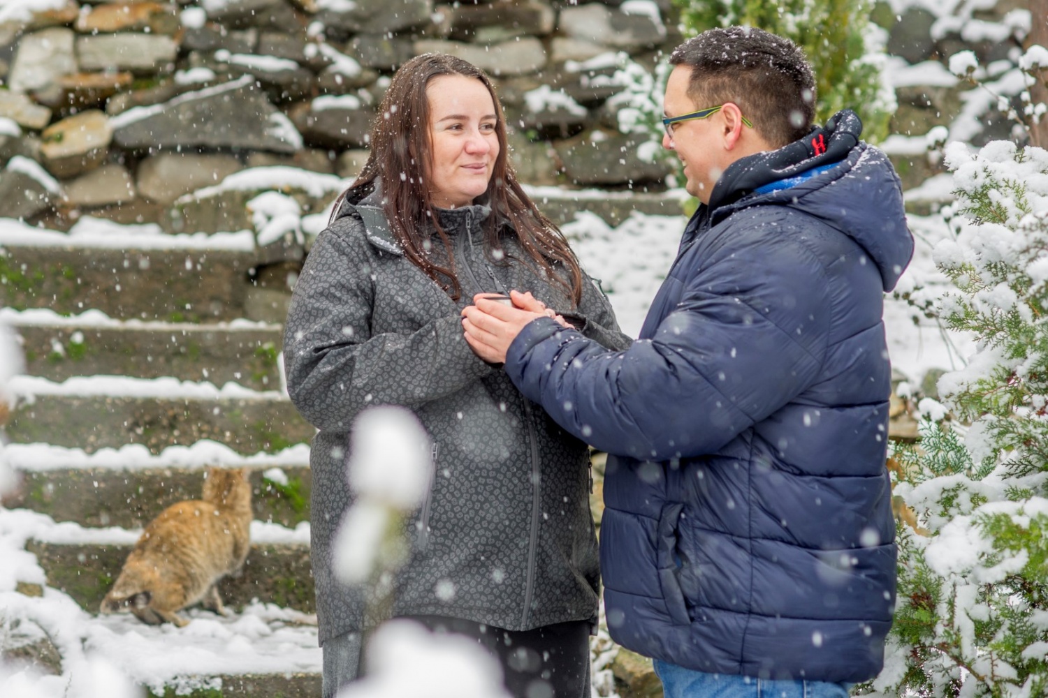 http://www.fotoz.sk/images/gallery-47/normal/teli-kismama-fotozas_kismama-fotok_winter-pregnacy-photo_fotenie-tehuliek_winter-maternity-foto_teli-kismama_tehulka_tehulka-foto_zimne-fotenie_kreativ-kismama-fotozas_052.jpg