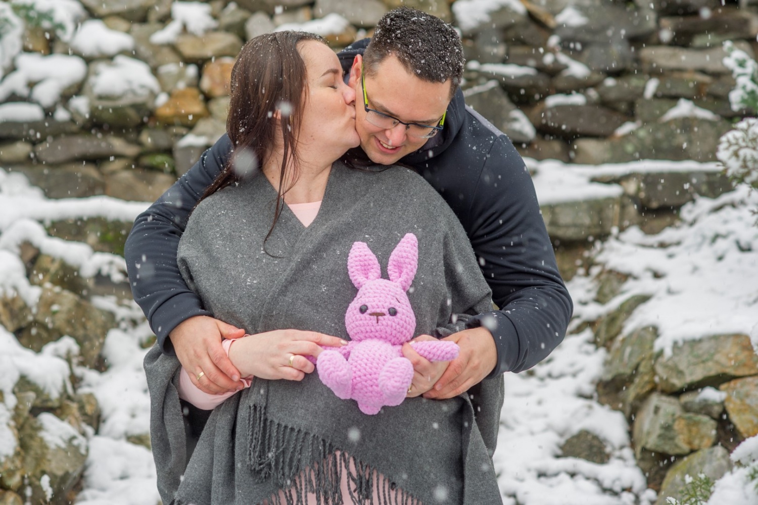 http://www.fotoz.sk/images/gallery-47/normal/teli-kismama-fotozas_kismama-fotok_winter-pregnacy-photo_fotenie-tehuliek_winter-maternity-foto_teli-kismama_tehulka_tehulka-foto_zimne-fotenie_kreativ-kismama-fotozas_055.jpg